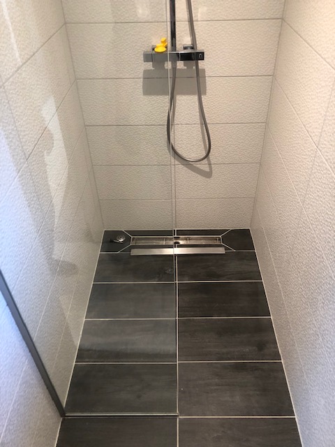 Changement de receveur &agrave; carreler Cernay