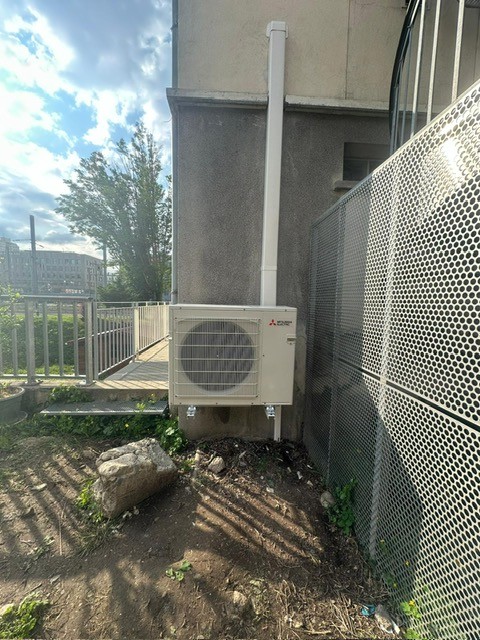 Installation et mise en service d’un climatiseur Mitsubishi quadri split &agrave; Mulhouse Cernay