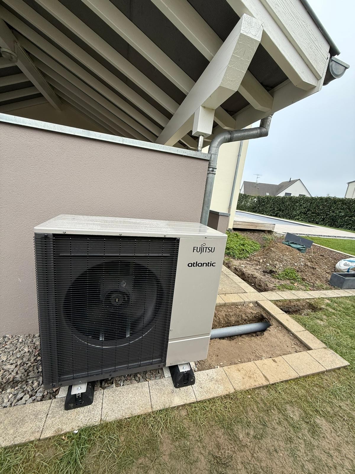 Remplacement d’une chaudi&egrave;re &eacute;lectrique par une pompe &agrave; chaleur en triphas&eacute;e marque Atlantic &agrave; Petit Landau Wittenheim